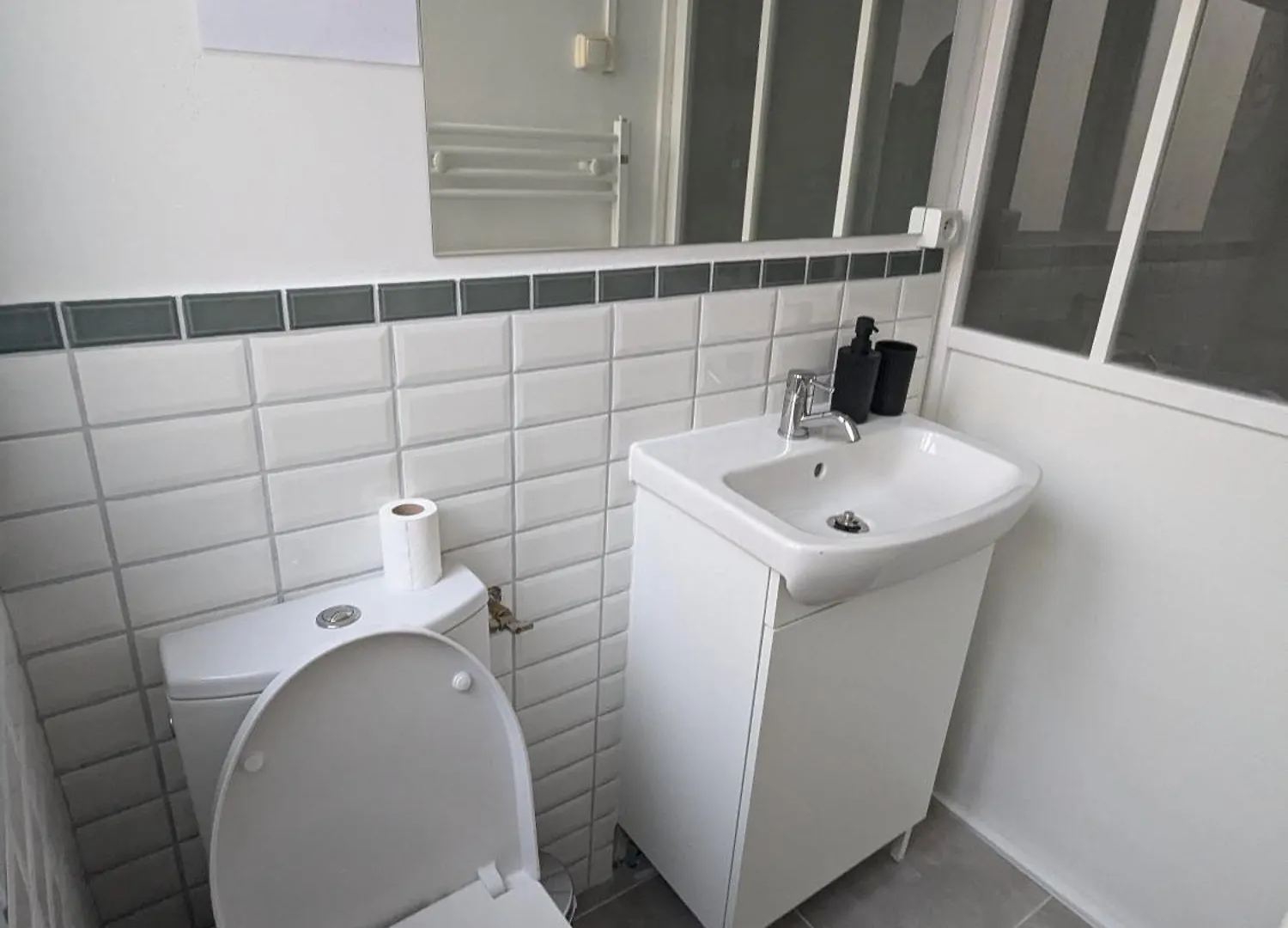 Cozy Apartment Intramuros Near The Station Avignon